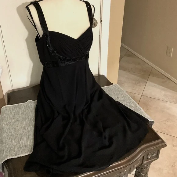 Evening Little Black Dress Jones Wear Dress size 10 - Picture 1 of 7